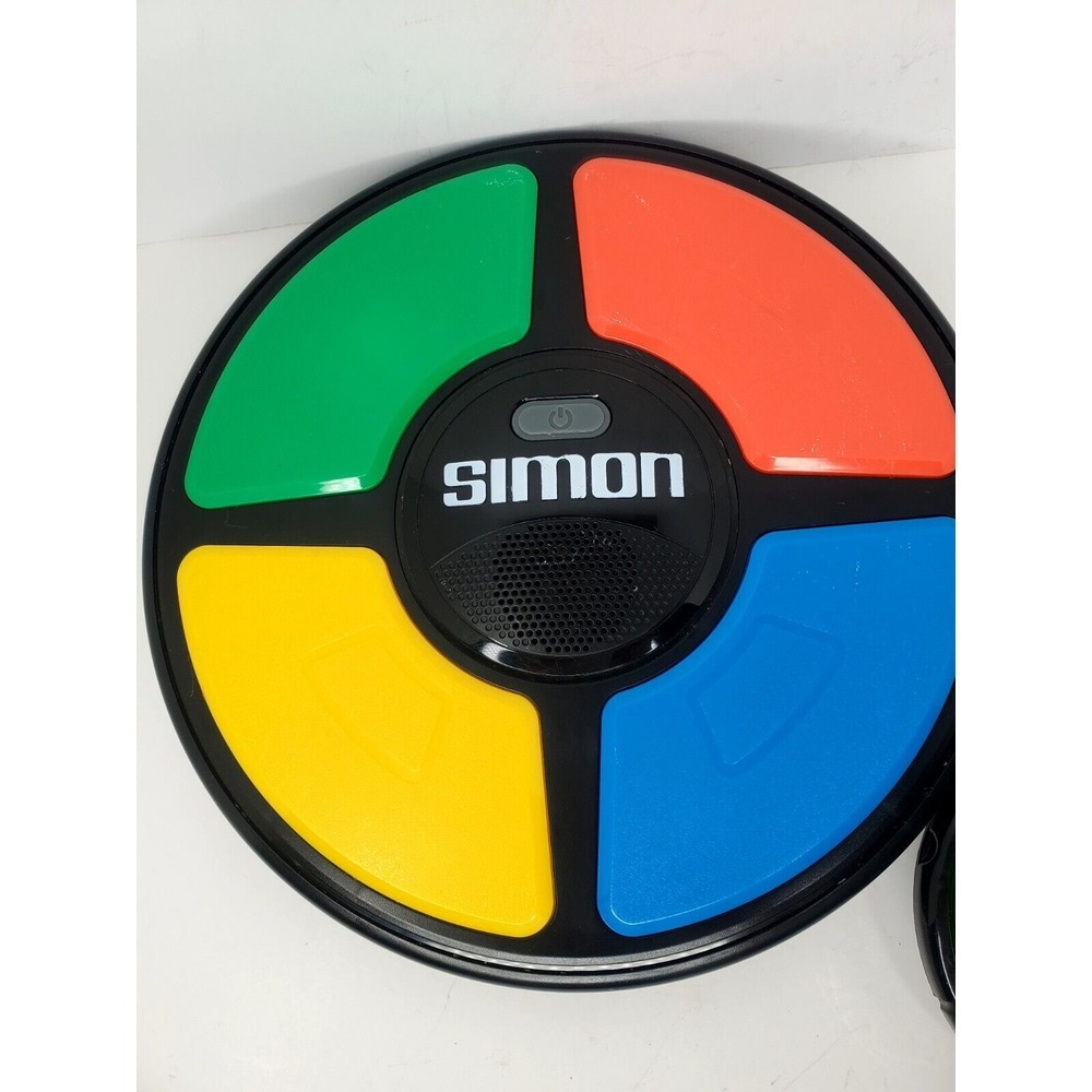 2~Hasbro Lg Simon 2015 & Mini Pocket 2013 Electronic Handheld Memory‎ Game Toys - Picture 3 of 7